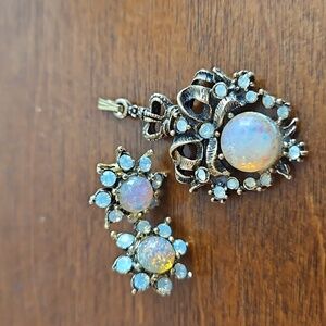 PENDENT & EARRING SET